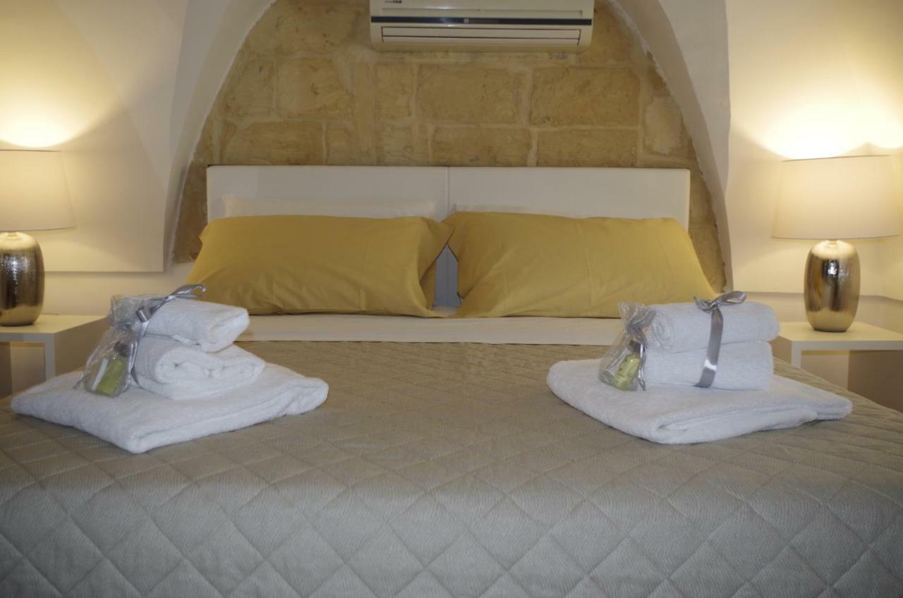 Ferrante D'Aragona Rooms Lecce Exterior foto